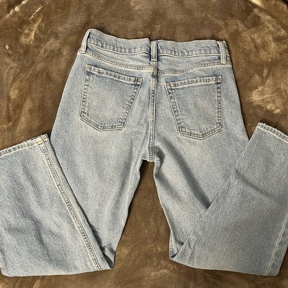 Old Navy Midrise Boyfriend Loose Jeans size 4 - Picture 9 of 13